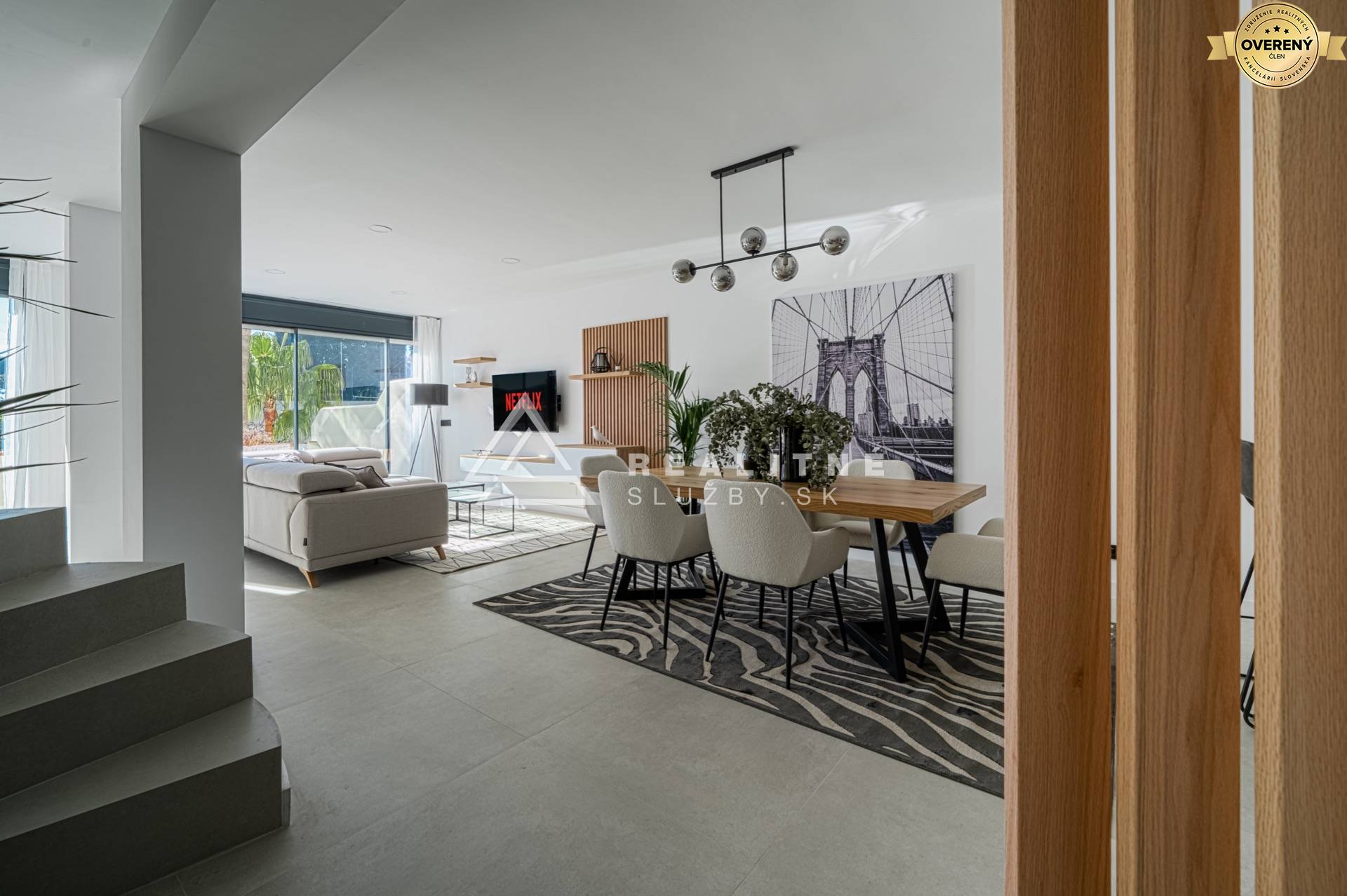 Nueva Andalucia, Los Pinos de Aloha , 3 beds , 4 baths