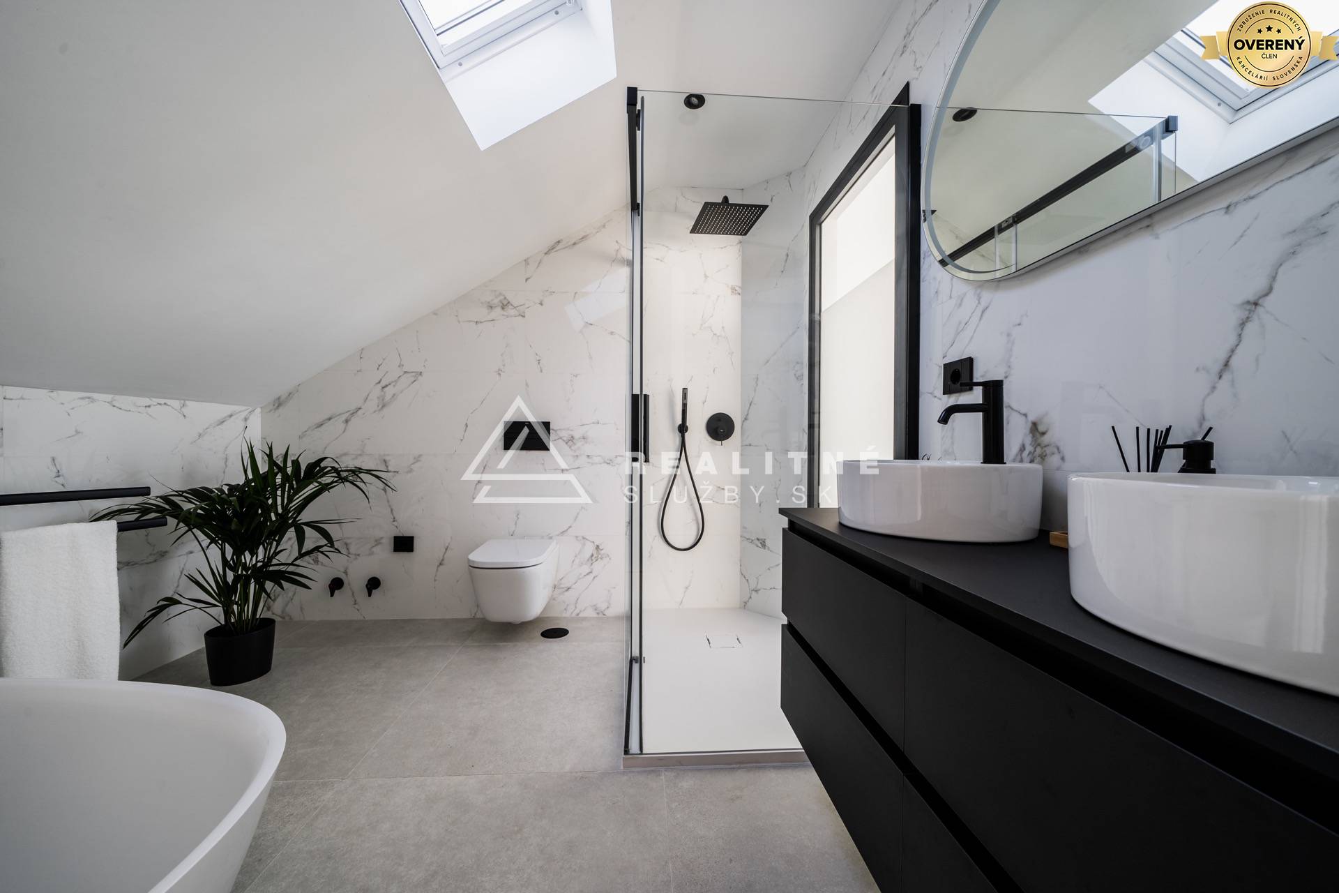 Nueva Andalucia, Los Pinos de Aloha , 3 beds , 4 baths