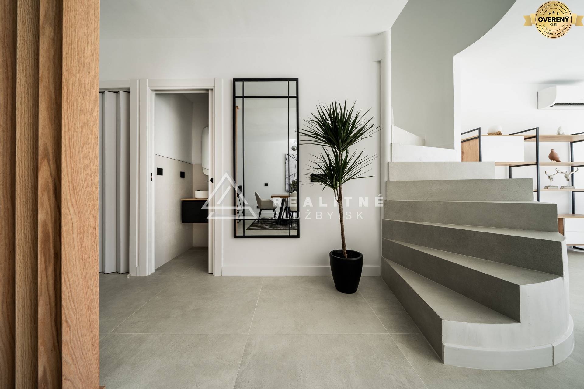 Nueva Andalucia, Los Pinos de Aloha , 3 beds , 4 baths