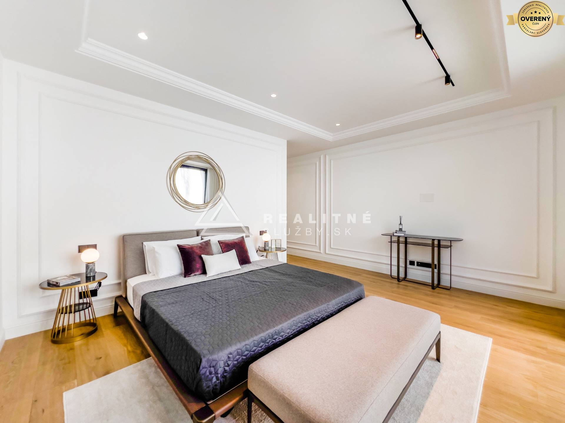 MARBELLA, EXCLUSIVE DETACHED VILLAS IN LOMAS DE MARBELLA CLUB