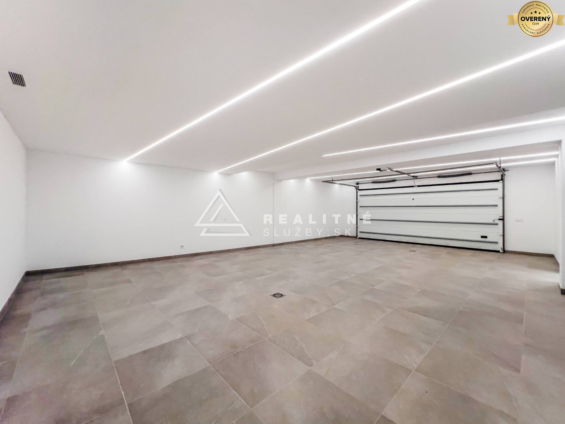 MARBELLA, EXCLUSIVE DETACHED VILLAS IN LOMAS DE MARBELLA CLUB