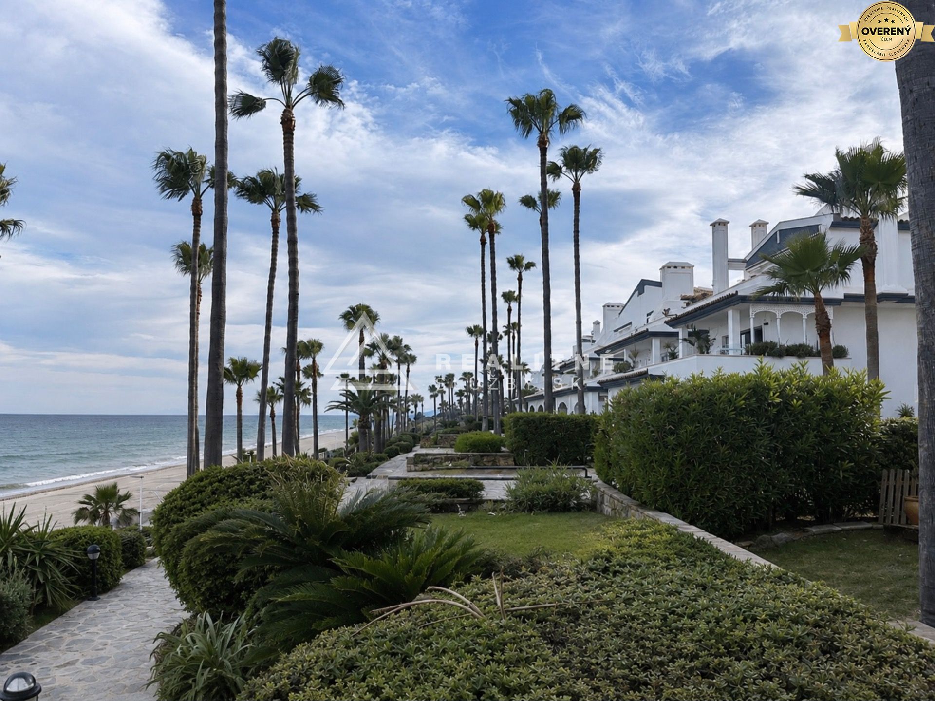 EXCLUSIVE FRONTLINE BEACH APARTMENT FOR RENT