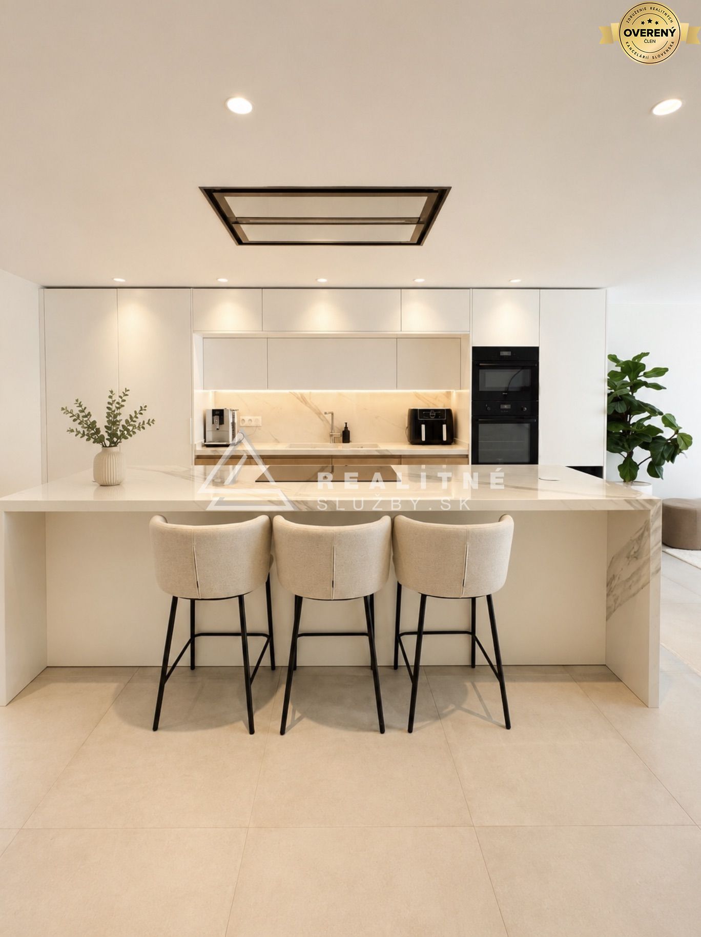 FRONTLINE BEACH PENTHOUSE | DOMINION BEACH, ESTEPONA